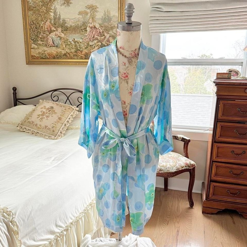 blue floral robe y2k inner most blue floral robe size small